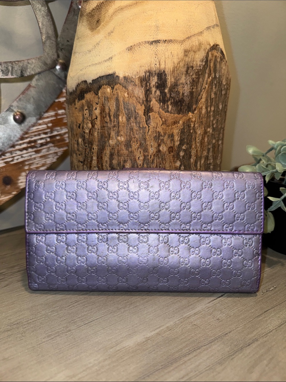 Gucci Metallic, Lavender and Silver GG Monogram Wallet with Gold Heart Tab - Picture 2 of 11